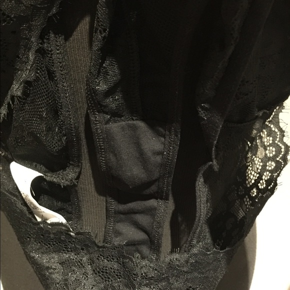 Lace halter cutout teddy bodysuit SZ L NWOT Black - Picture 12 of 14
